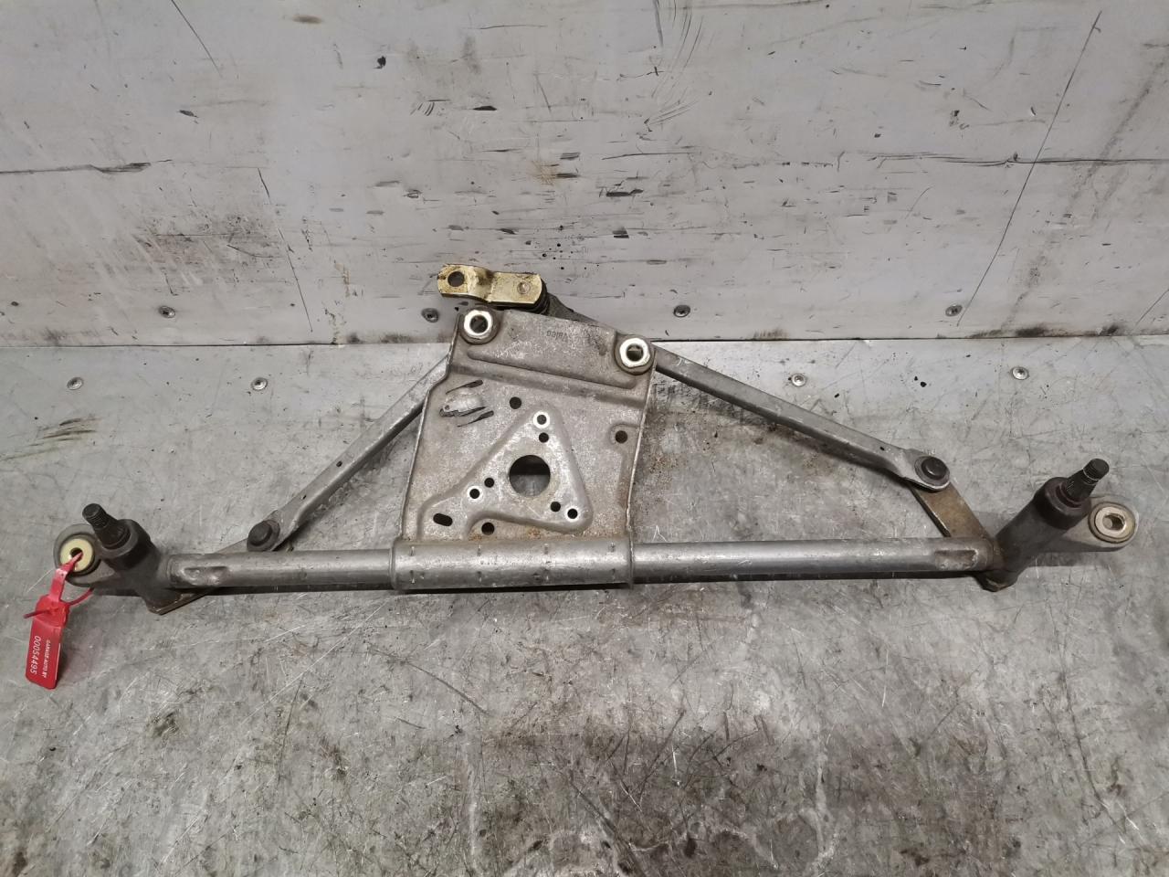 механизм стеклоочистителя (трапеция дворников) Peugeot 406 1 поколение 1997, 1.8 л., бензин, 5МКПП, серебро, седан - фото №1