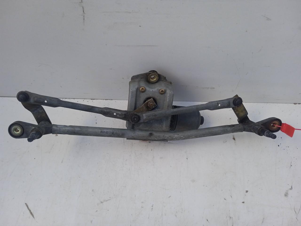 механизм стеклоочистителя (трапеция дворников) Citroen C5 1 поколение 2001, 1.8 л., 6FZ (EW7A), бензин, 5МКПП, серебро, хетчбэк 5 дв. - фото №1