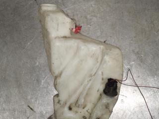 бачок омывателя Volkswagen Passat B5 1998, 1.6 л., бензин, 5МКПП, бордо, седан