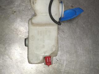 бачок омывателя Audi A4 B5 1998, 1.8 л., 5МКПП, серебро, седан