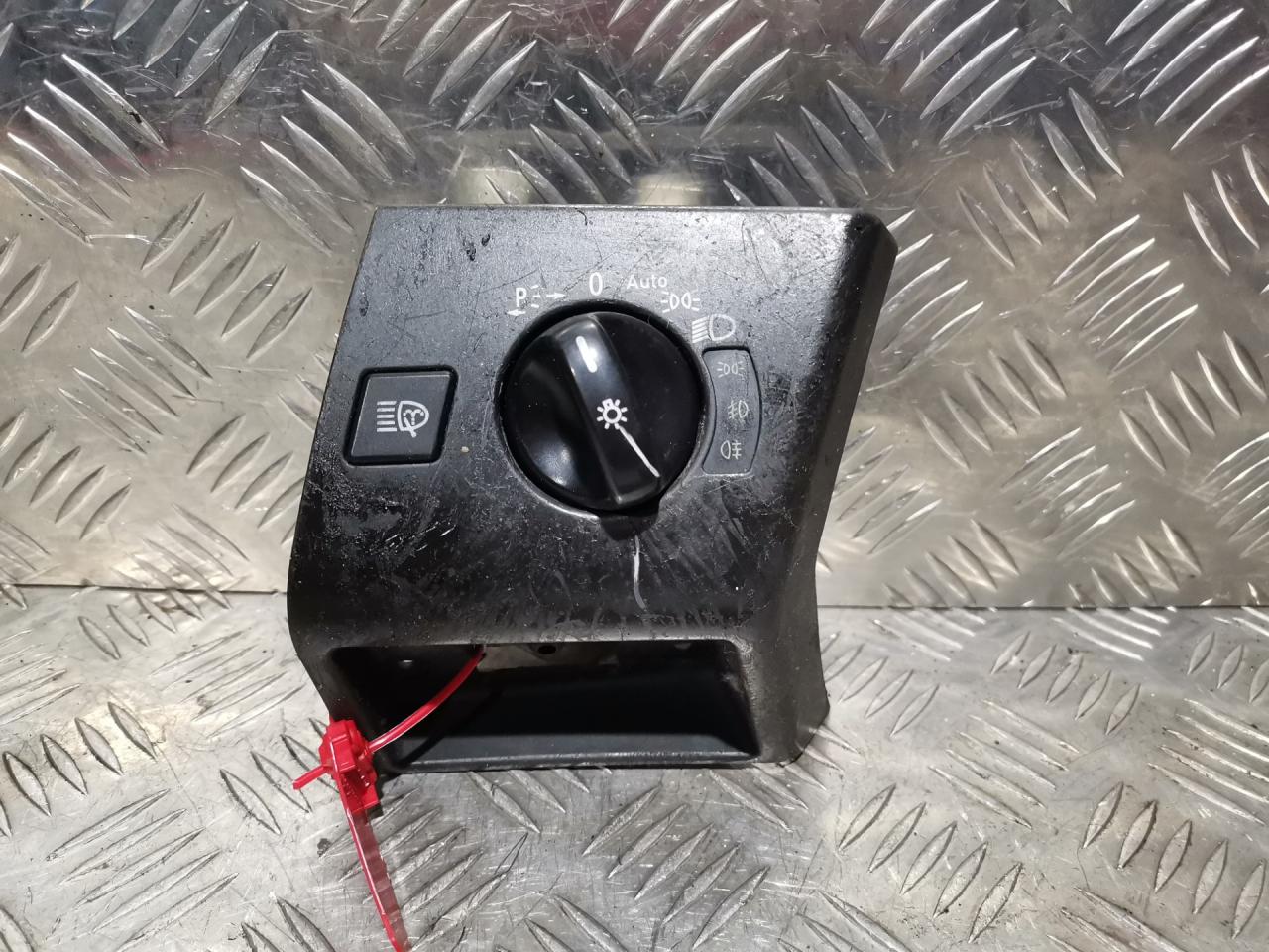 переключатель света Mercedes-Benz S-Класс W220 2000, 4.3 л., M 113.941, бензин, АКПП, седан, 2205450704 - фото №1