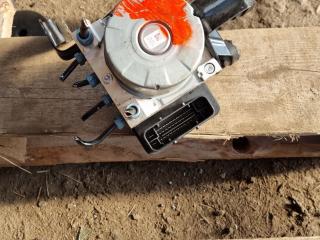 блок ABS BMW 4 серия F32/F33 [рестайлинг] F32 2017, 2.0 л., B47 D20 A, дизель, АКПП, серый, купе, задний привод, 6887741