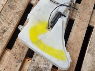 бачок омывателя BMW 6 серия F12/F13 [рестайлинг] F06 2017, 3.0 л., N57 D30 B, дизель, АКПП, серый, купе, правый руль, 8050439