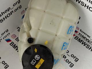 бачок расширительный BMW 2 серия F22/F23 [рестайлинг] F22 2018, 2.0 л., B47 D20 A, дизель, АКПП, белый, купе, задний привод, правый руль, 17137642160