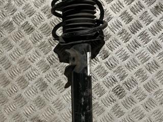 амортизатор передний правый BMW 4 серия F32/F33 [рестайлинг] F32 2017, 2.0 л., B47 D20 A, дизель, АКПП, купе, правый руль, 31316883325