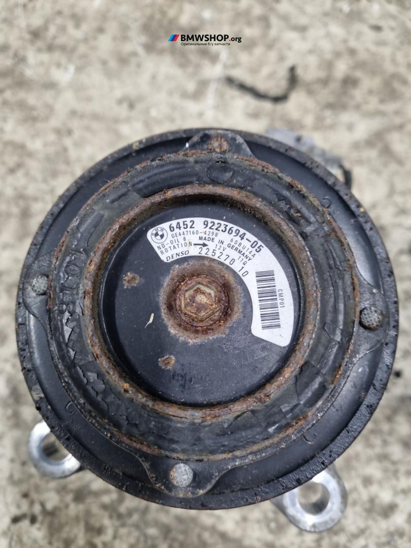 компрессор кондиционера BMW 3 серия F30/F31/F34 2013, 2.0 л., дизель, МКПП, черный, седан, 9223694 - фото №1