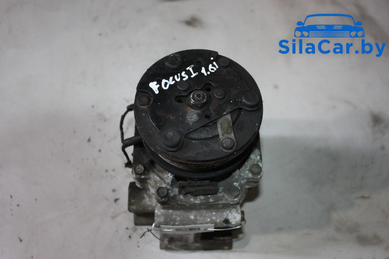 компрессор кондиционера Ford Focus 1 поколение 2000, 1.6 л., FYDB, бензин - фото №1