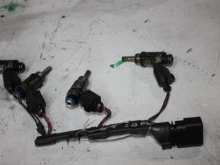 форсунка Volkswagen Golf 5 поколение 2005, 2.0 л., бензин