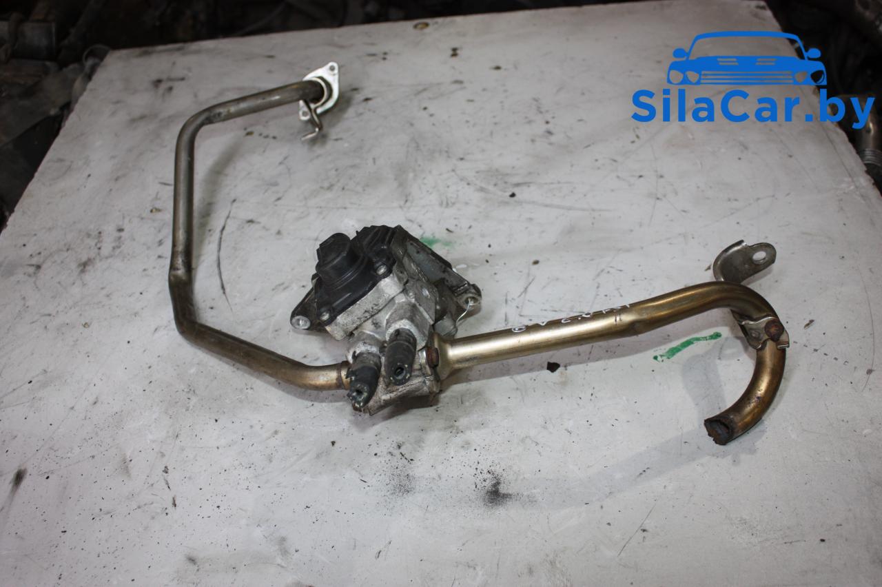 клапан EGR Volkswagen Golf 5 поколение 2005, 2.0 л., бензин, 06F131503 - фото №1