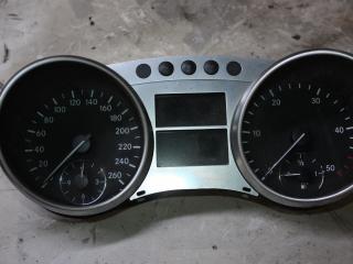 щиток приборов (приборная панель) Mercedes-Benz M-Класс W164 [рестайлинг] 2008, 3.0 л., дизель, A2515400648