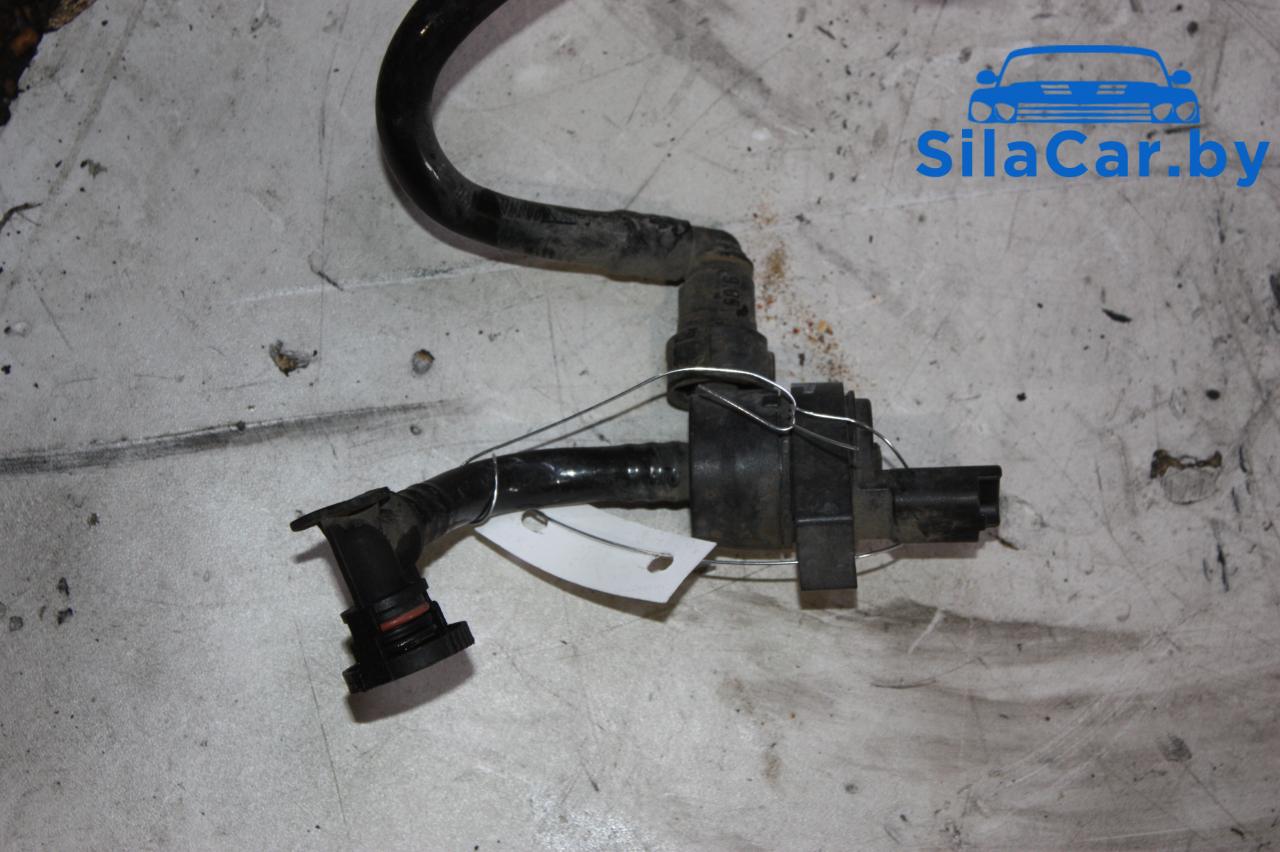 электромагнитный клапан Mini Cooper 2 поколение 2008, 1.4 л., бензин, V754196180 - фото №1