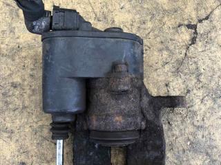 суппорт задний правый Volvo S80 2 поколение [рестайлинг] 2010