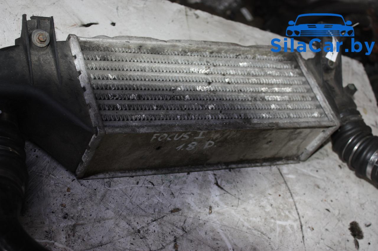 интеркулер Ford Focus 1 поколение 2001, 1.8 л., дизель - фото №1