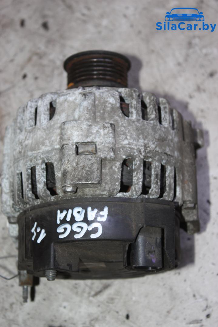 генератор Volkswagen Polo 5 поколение 2009, 1.4 л., бензин - фото №1