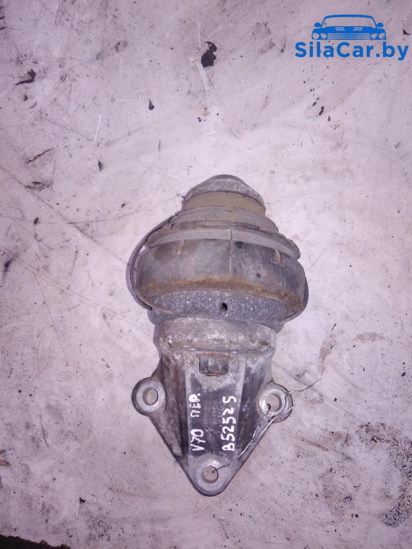 кронштейн двигателя Volvo V70 1 поколение 1999, 2.5 л., бензин - фото №1