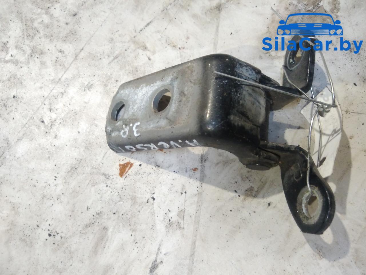 петля двери Toyota Avensis Verso 1 поколение 2003 - фото №1