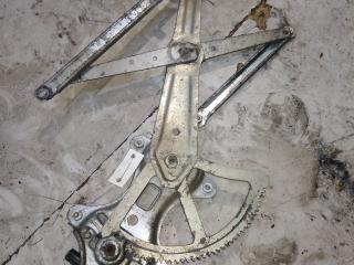 стеклоподъемник электрический передний правый Toyota Avensis Verso 1 поколение 2003