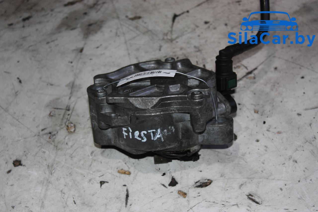 насос вакуумный Ford Fiesta 6 поколение 2012, 1.4 л., дизель, 9684786780 - фото №1