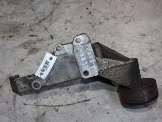 кронштейн генератора Kia Sorento 1 поколение 2006, 2.5 л., дизель