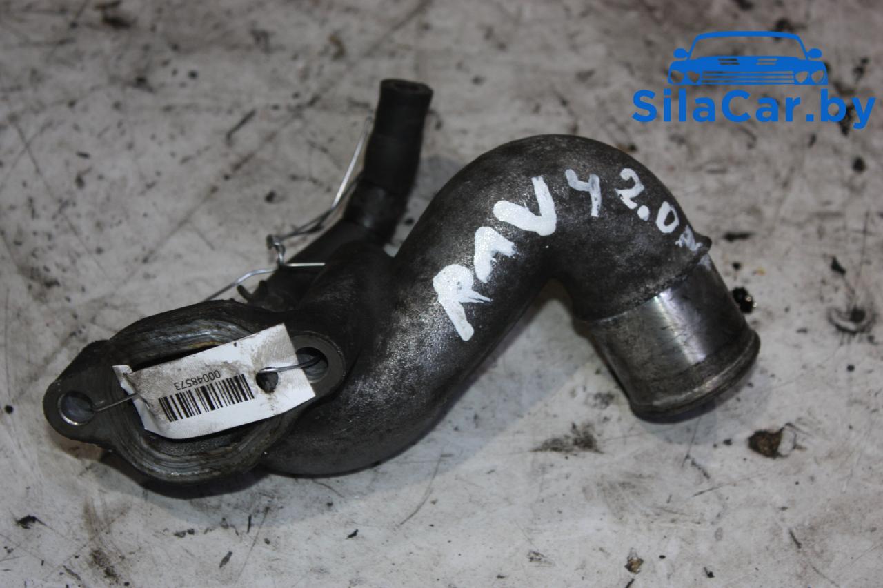 корпус термостата Toyota RAV4 3 поколение (XA30) 2005, 2.0 л., дизель - фото №1