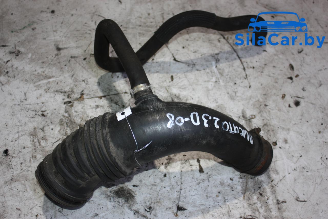 патрубок воздушного фильтра Fiat Ducato 3 поколение 2008, 2.3 л., дизель, 1350798080 - фото №1