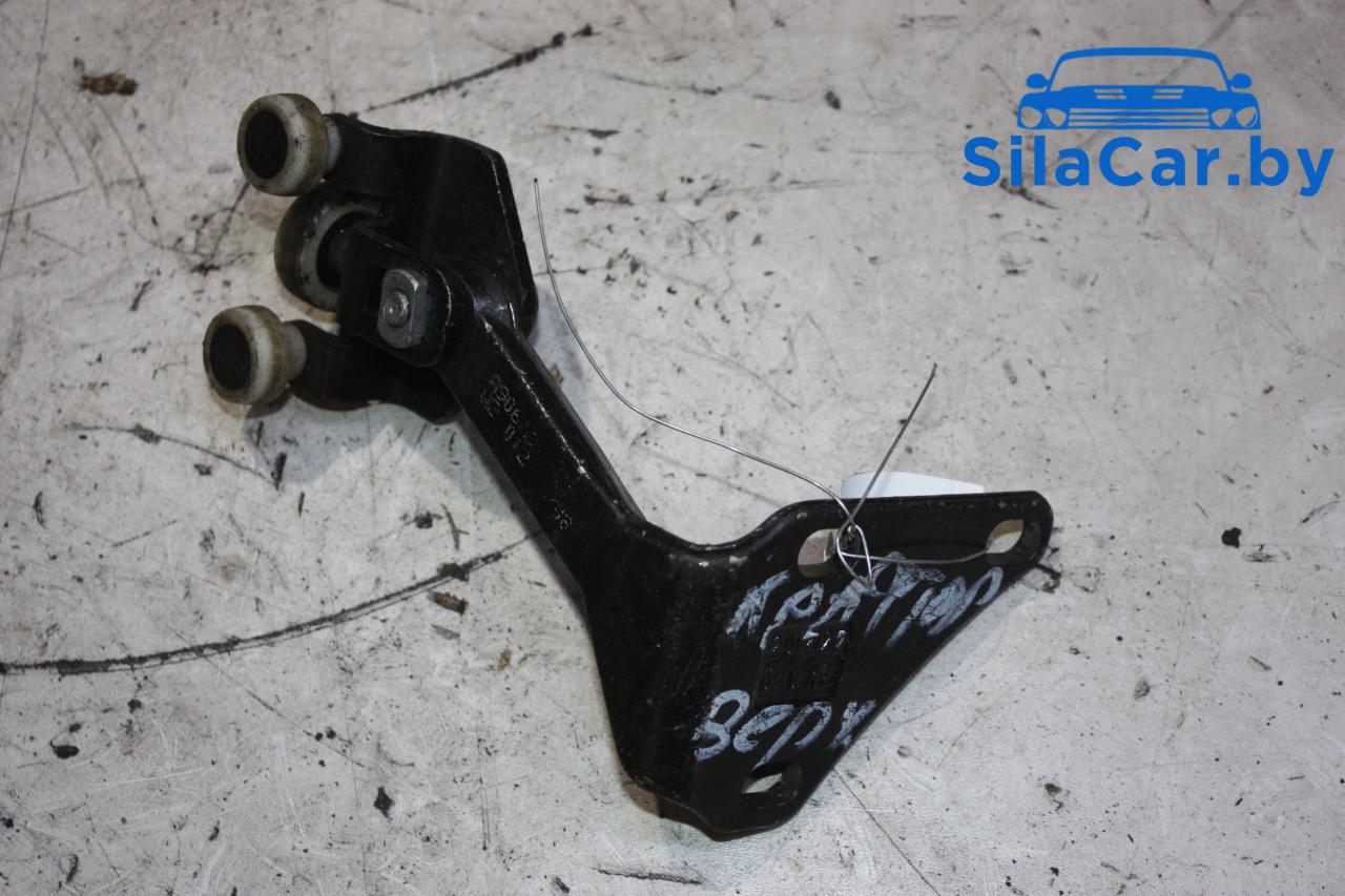 ролик двери сдвижной Volkswagen Crafter 1 поколение 2007 - фото №1