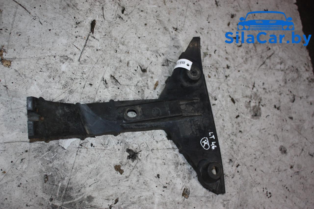 Крепление бампера переднего Volkswagen LT 2 поколение 2000, 2D0807136A - фото №1