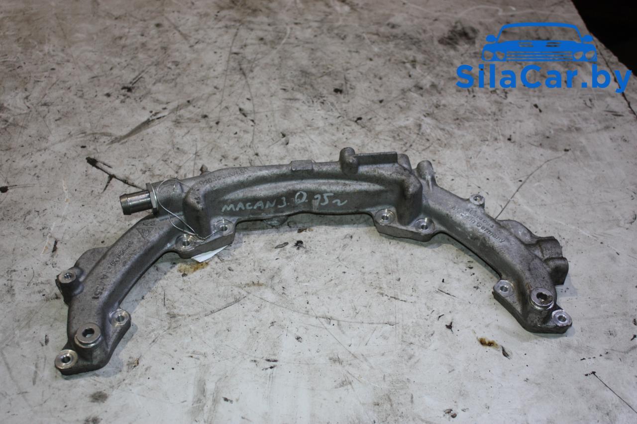 планка под капот Porsche Macan 1 поколение 2015, 3.0 л., бензин, 9481061618R - фото №1