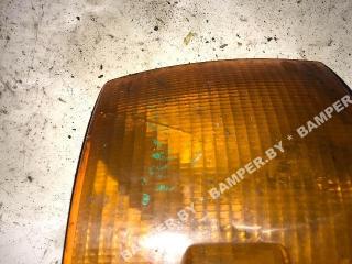 поворотник правый Volkswagen Transporter T4 1994