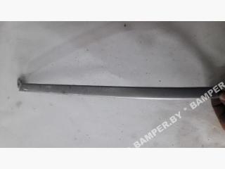 ресничка (ус) левой фары Audi 80 8C/B4 1995, 1.9 л., 1Z, дизель, универсал