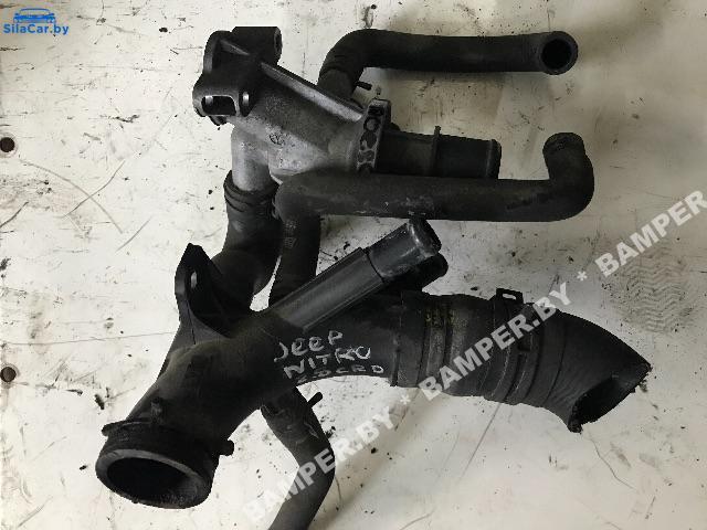 корпус термостата Jeep Liberty 2 поколение 2008 - фото №1