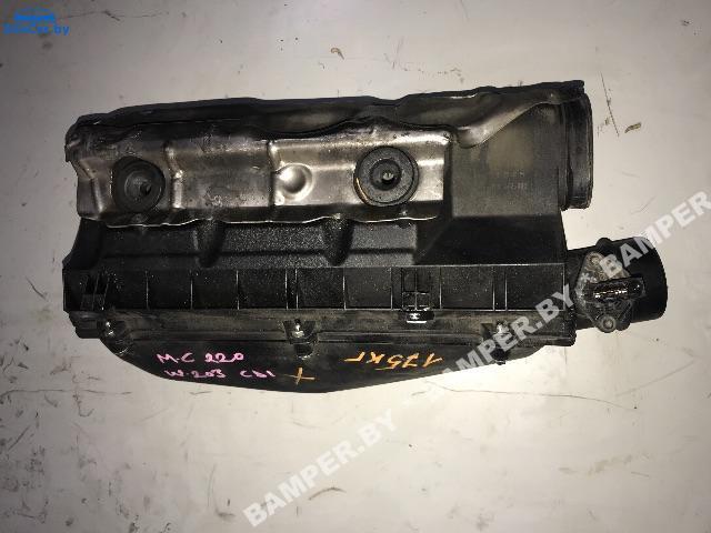 корпус воздушного фильтра Mercedes-Benz C-Класс W203/S203/CL203 2003, 2.2 л., OM 611.962, дизель, седан - фото №1