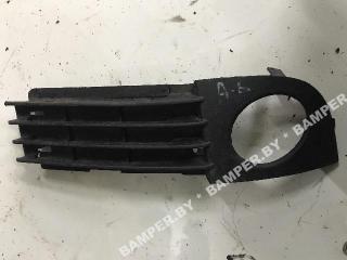 заглушка (решетка) в бампер Audi A6 4B/C5 2000