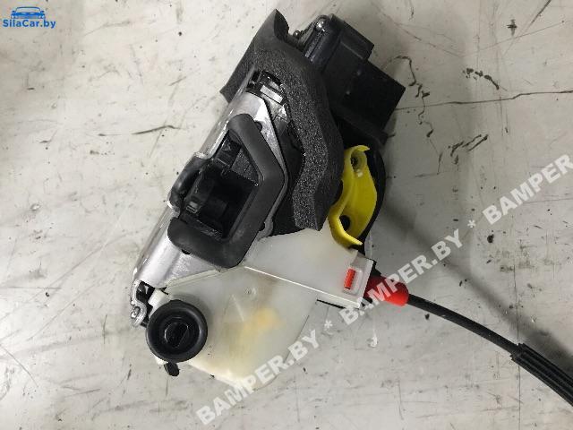 замок двери задней левой Opel Mokka 1 поколение 2015, 1.4 л., A 14 NET, бензин, внедорожник 5 дв. - фото №1