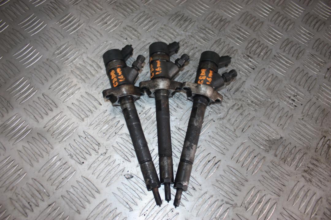 форсунка Ford Focus 2 поколение 2006, 1.6 л., дизель, хетчбэк 5 дв. - фото №1