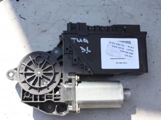 моторчик стеклоподъемника задний левый Volkswagen Touareg 1 поколение 2004