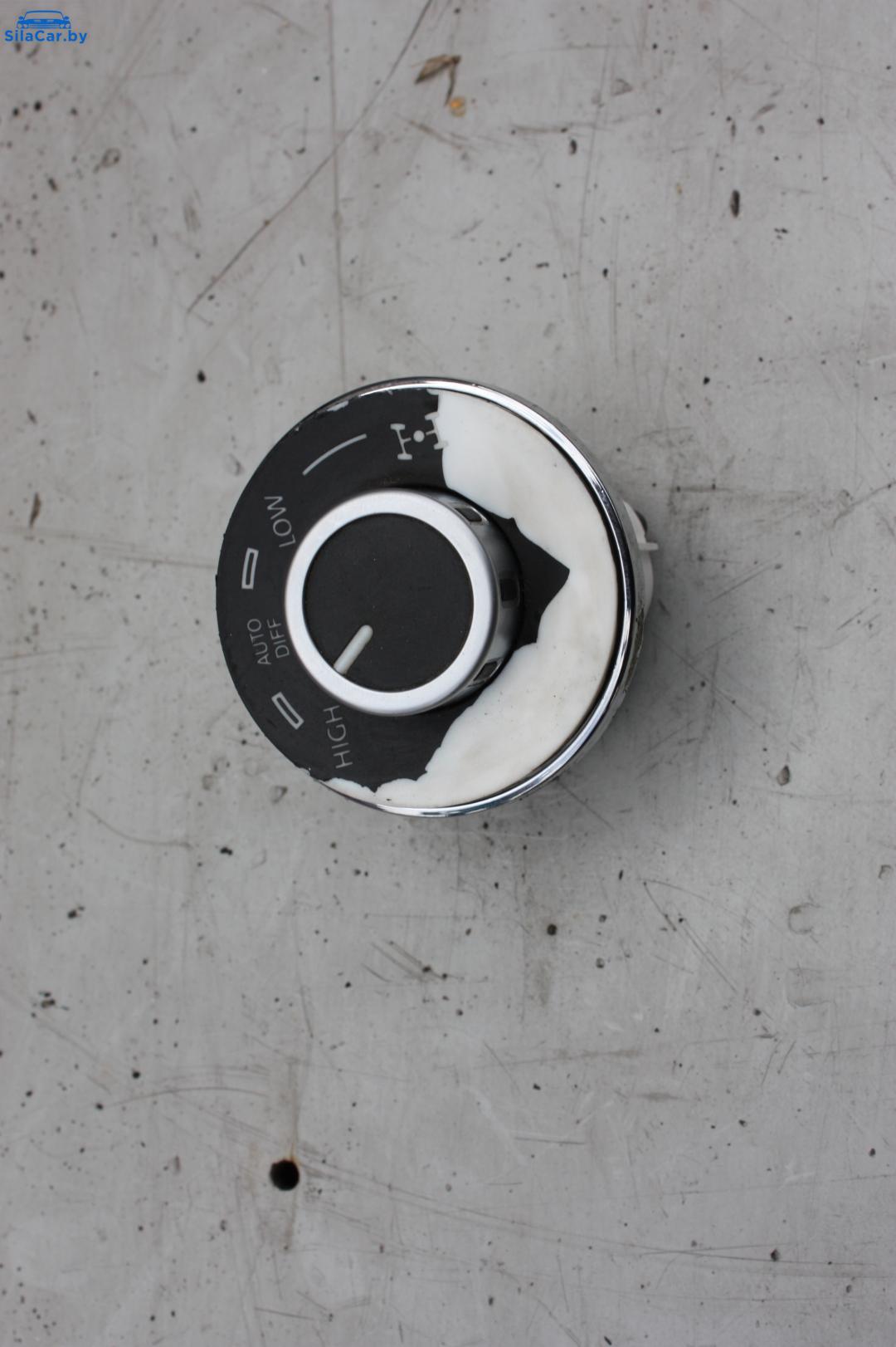 переключатель полного привода Volkswagen Touareg 1 поколение 2004, 4.2 л., AXQ, бензин, АКПП - фото №1