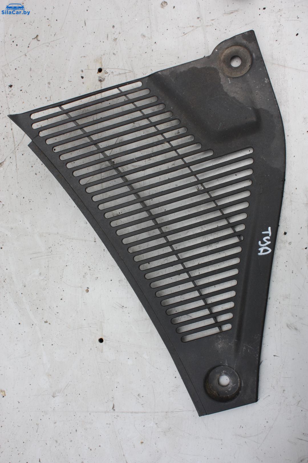 дождевик Volkswagen Touareg 1 поколение 2006, 2.5 л., BAC, дизель, МКПП - фото №1