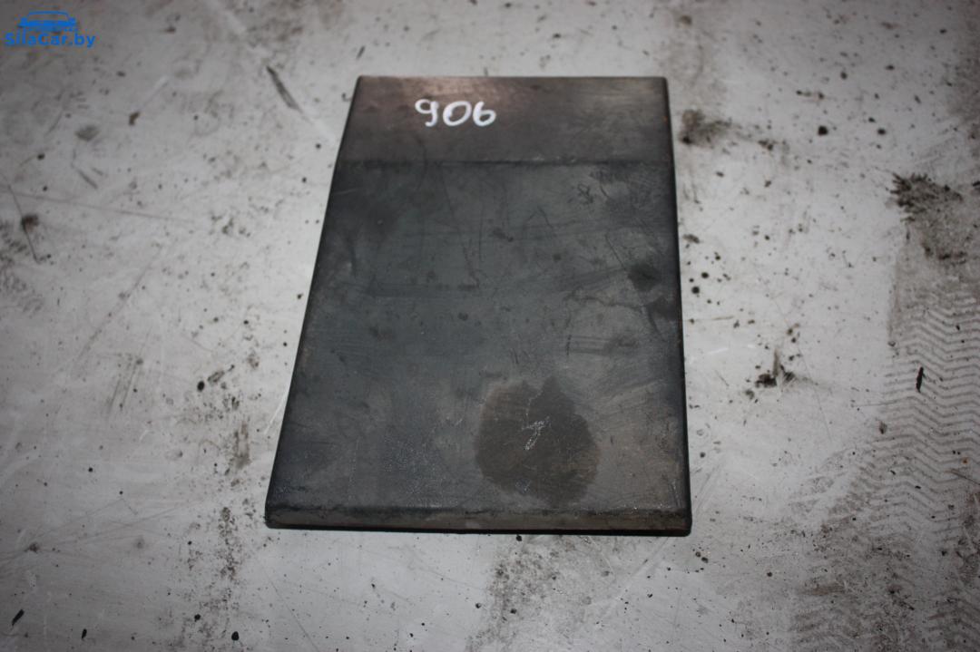 молдинг центральной стойки Mercedes-Benz Sprinter 2 поколение (W906) 2008 - фото №1