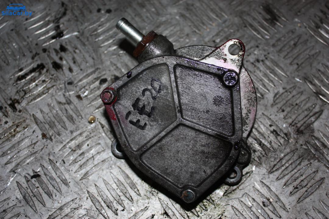 насос вакуумный Subaru Forester 3 поколение (SH) 2007, 2.0 л., EE20, дизель - фото №1