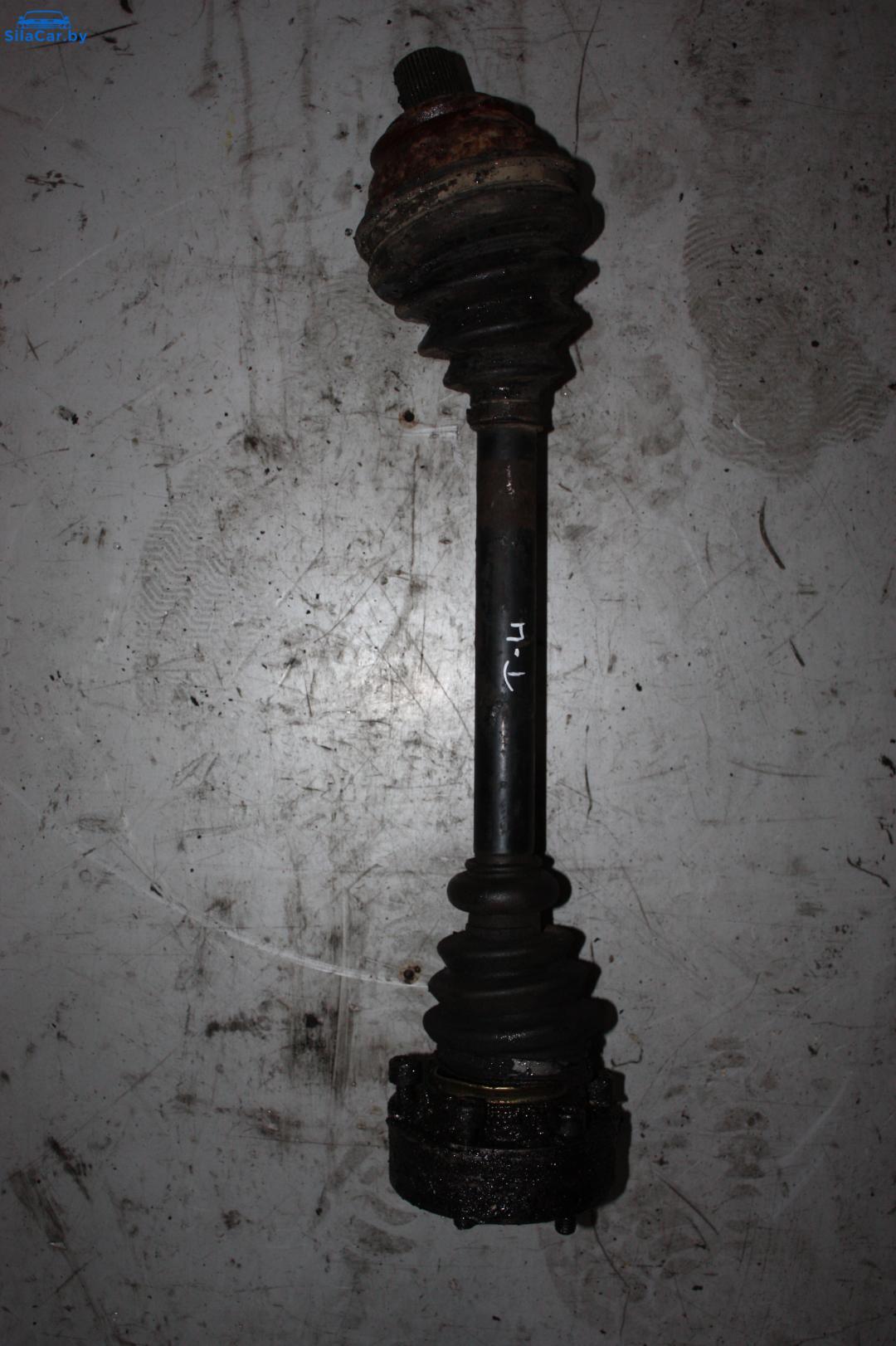 полуось (приводной вал, ШРУС) Volkswagen Transporter T4 1990 - фото №1
