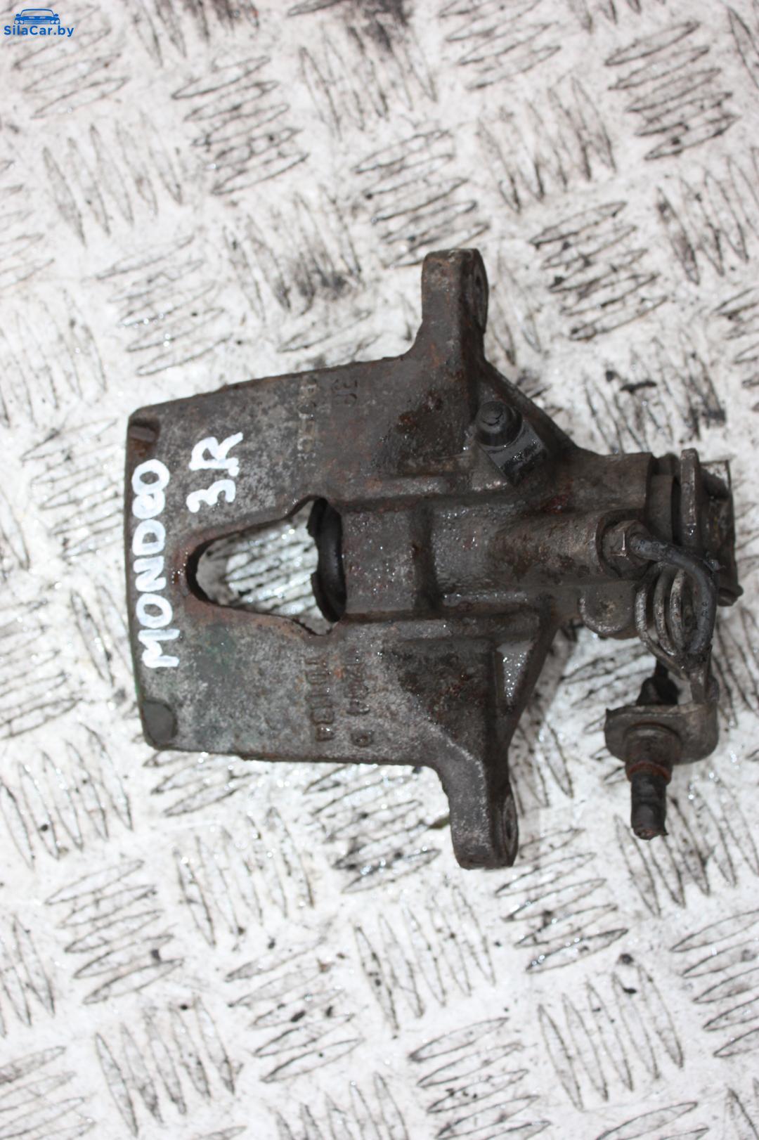 суппорт задний правый Ford Mondeo 3 поколение 2000 - фото №1