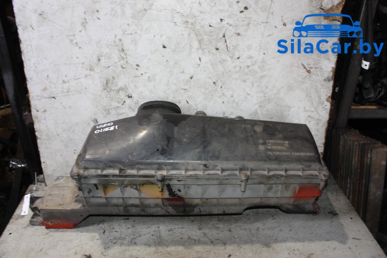 корпус воздушного фильтра Mercedes-Benz Vario W670 2001, 6685280106 - фото №1