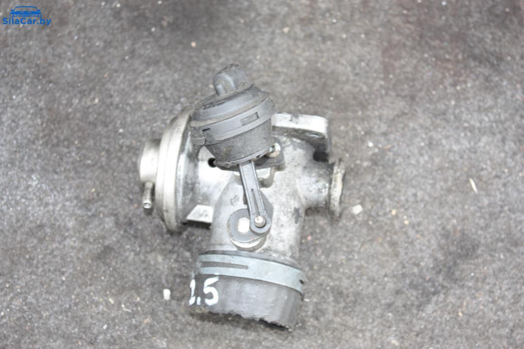 заслонка дроссельная Volkswagen LT 2 поколение 2000, 2.5 л., дизель - фото №1