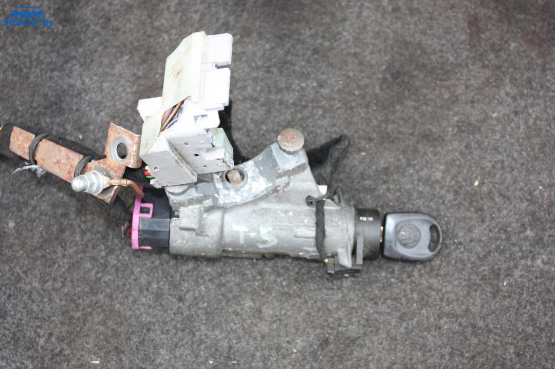 замок зажигания Volkswagen Caravelle T5 2009 - фото №1