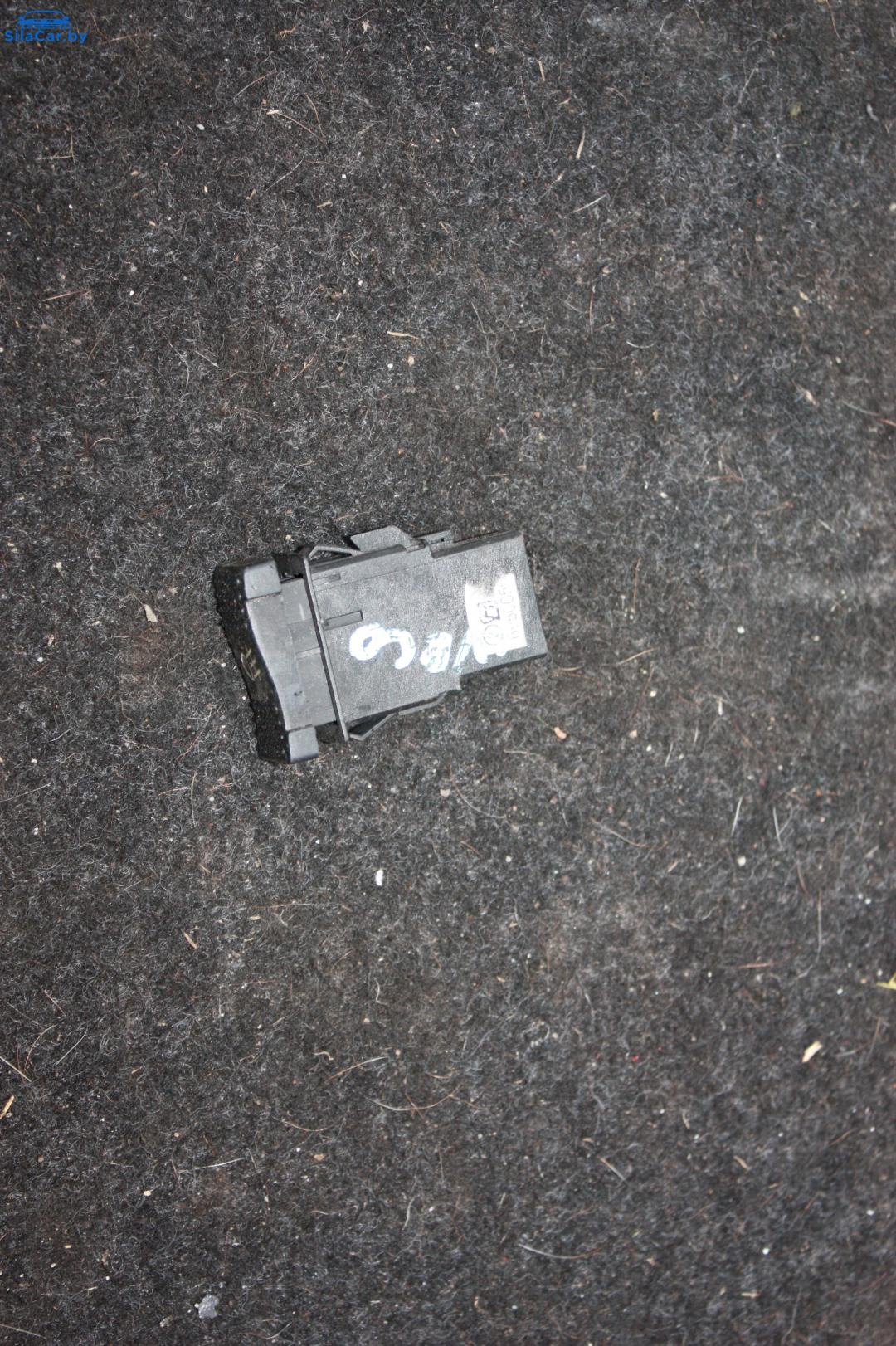 кнопка противотуманных фар IVECO Daily 3 поколение 1999 - фото №1