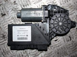 моторчик стеклоподъемника передний правый Volkswagen Touareg 1 поколение 2003, дизель