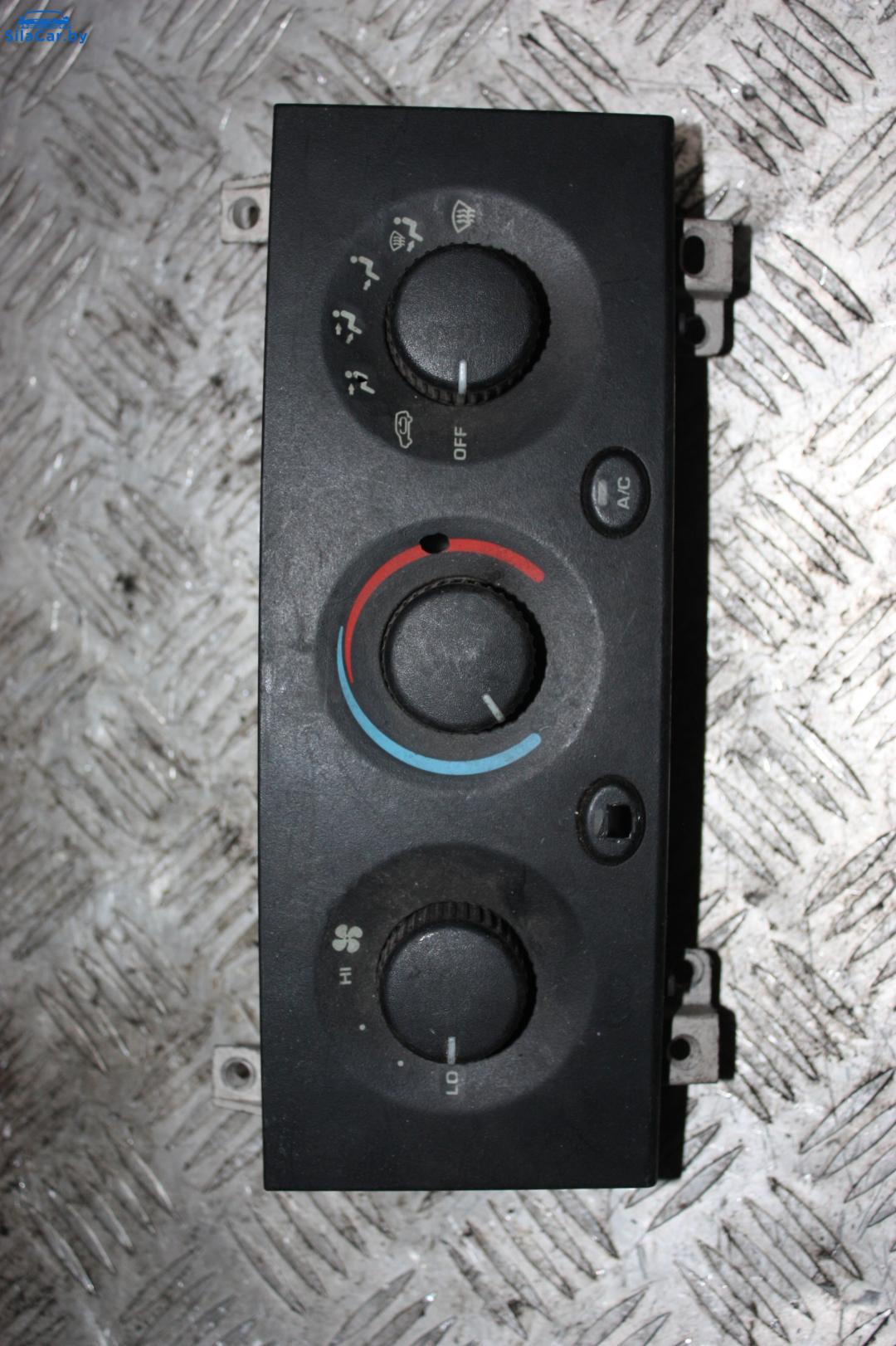 блок управления печки / климат-контроля Jeep Grand Cherokee WJ 1998 - фото №1