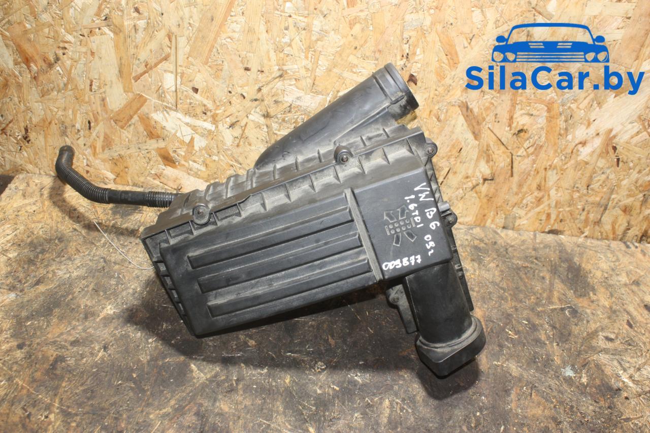 корпус воздушного фильтра Volkswagen Passat B6 2009, 1.6 л., дизель, седан, 1K0129620D - фото №1