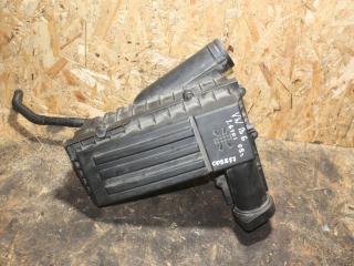 корпус воздушного фильтра Volkswagen Passat B6 2009, 1.6 л., дизель, седан, 1K0129620D